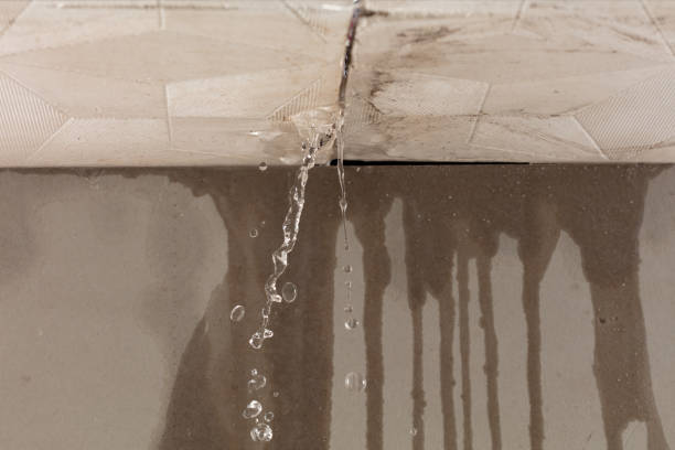 Professional Flood Damage Cleanup technician working in Summerland, CA